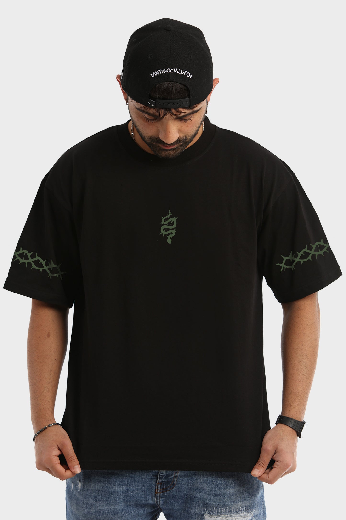 MEDUSA OVERSIZE BLACK T-SHIRT