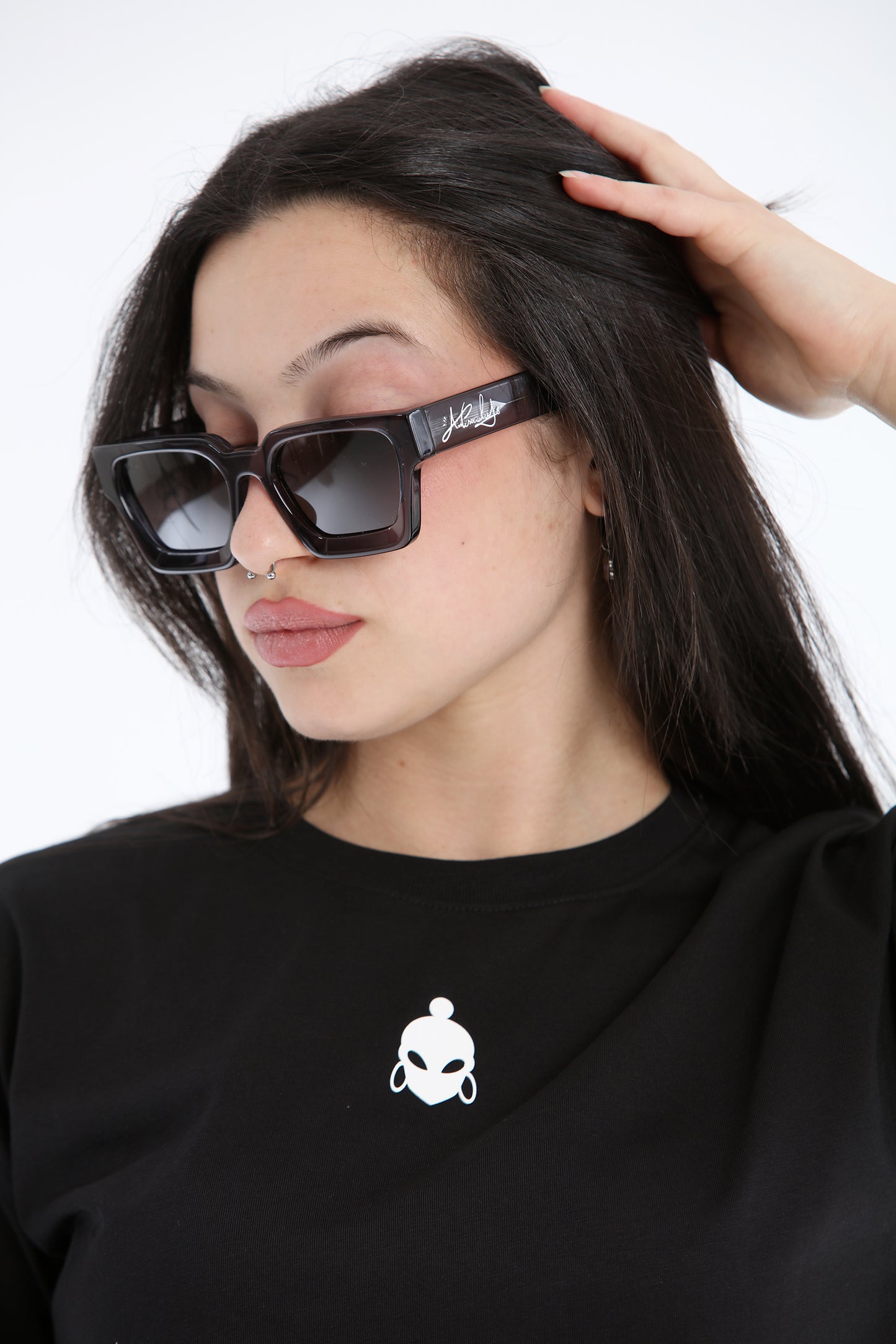 CLASSIC SMOKE SUNGLASSES