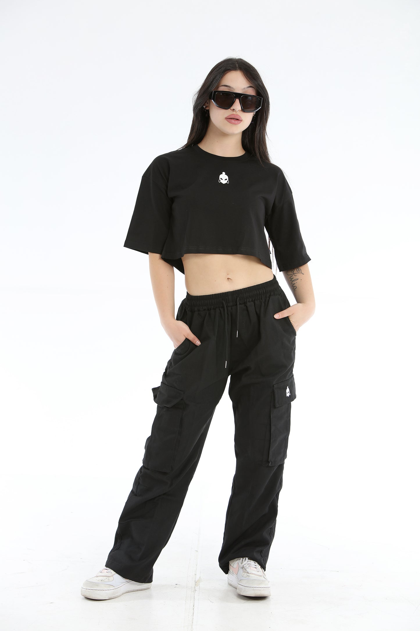 CROP TOP BASIC NERO