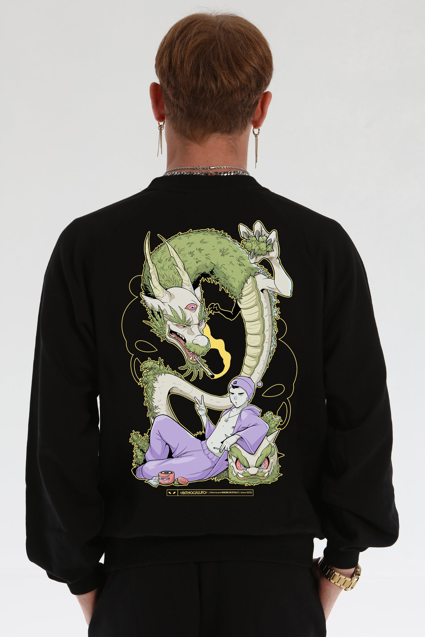 STONED DRAGON BLACK CREWNECK