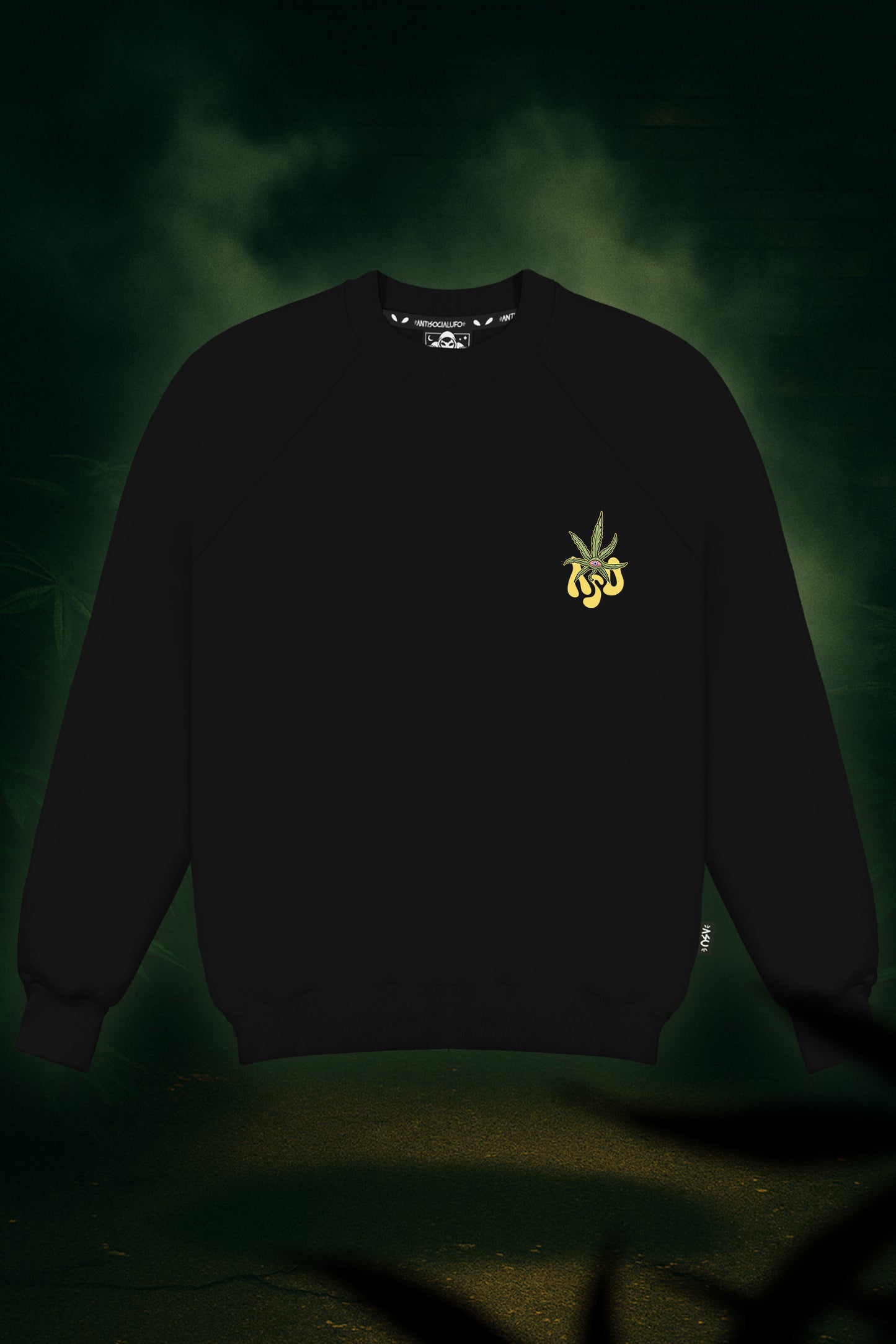 STONED DRAGON BLACK CREWNECK