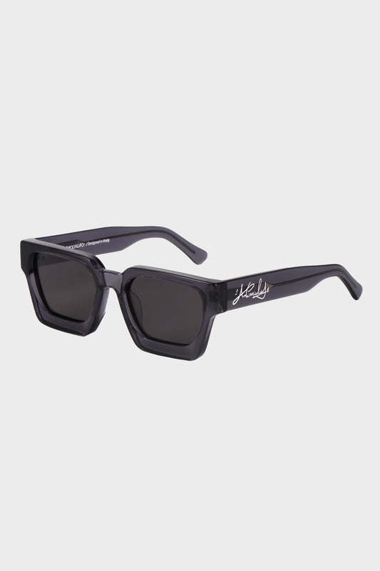 CLASSIC SMOKE SUNGLASSES