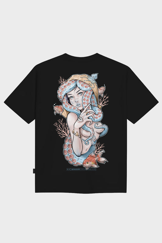 SEA QUEEN OVERSIZE BLACK T-SHIRT